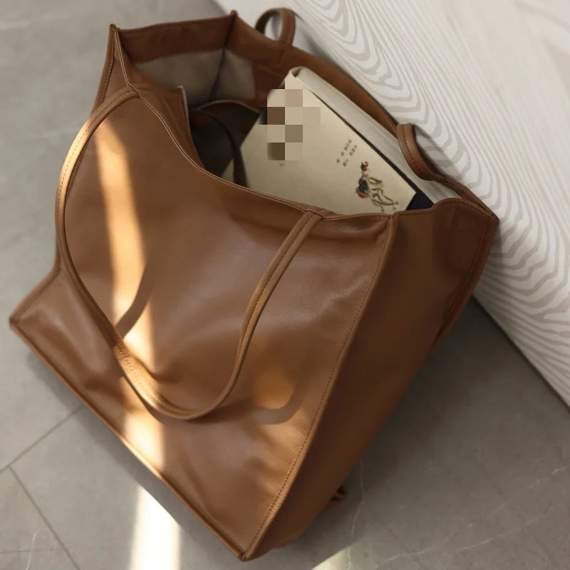 Zip Leather Pocket Shoulder Tote